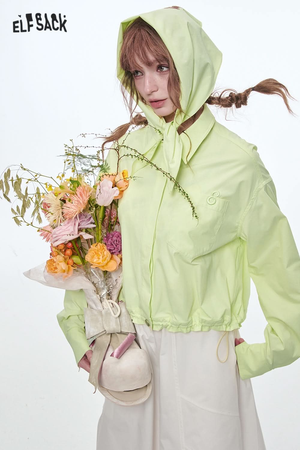 ELFSACK Sweet Green Embroidered Short Shirt Women's Drawstring Single Breasted Top