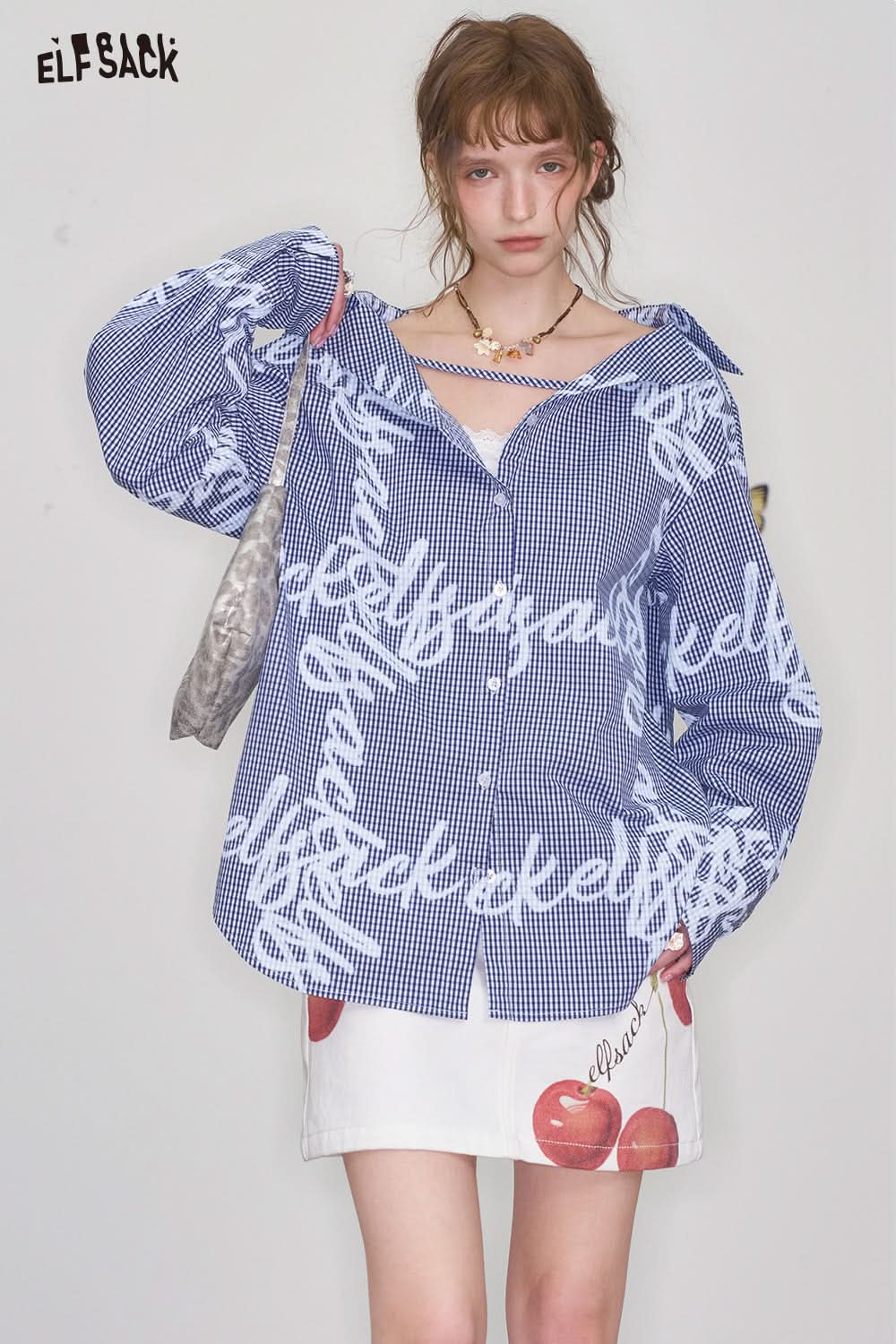 ELFSACK Y2K Blue Graffiti Print Plaid Shirt Women Loose Single Breasted Long Sleeve Tops