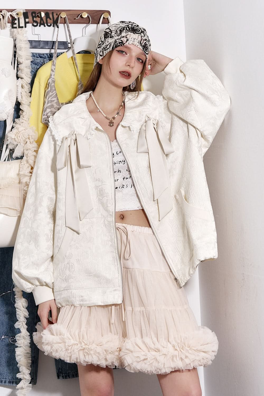 ELFSACK White Bow Lace Stitching Peter Pan Collar Loose Jacket