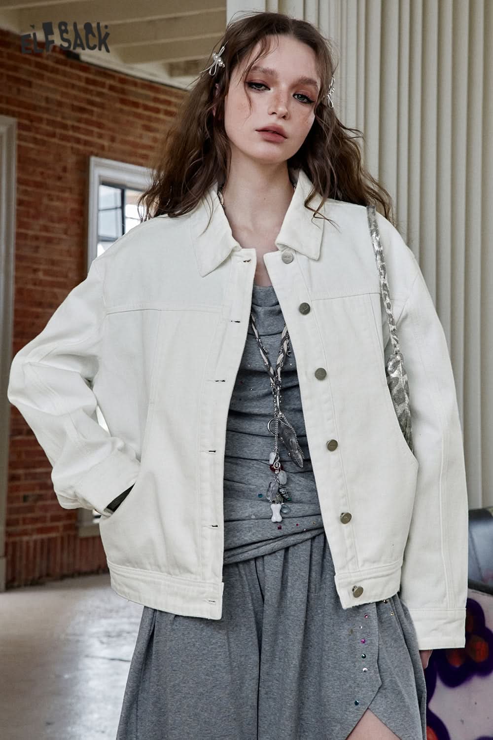ELFSACK Casual Blue Single Breasted Short Washed Denim Jacket Women