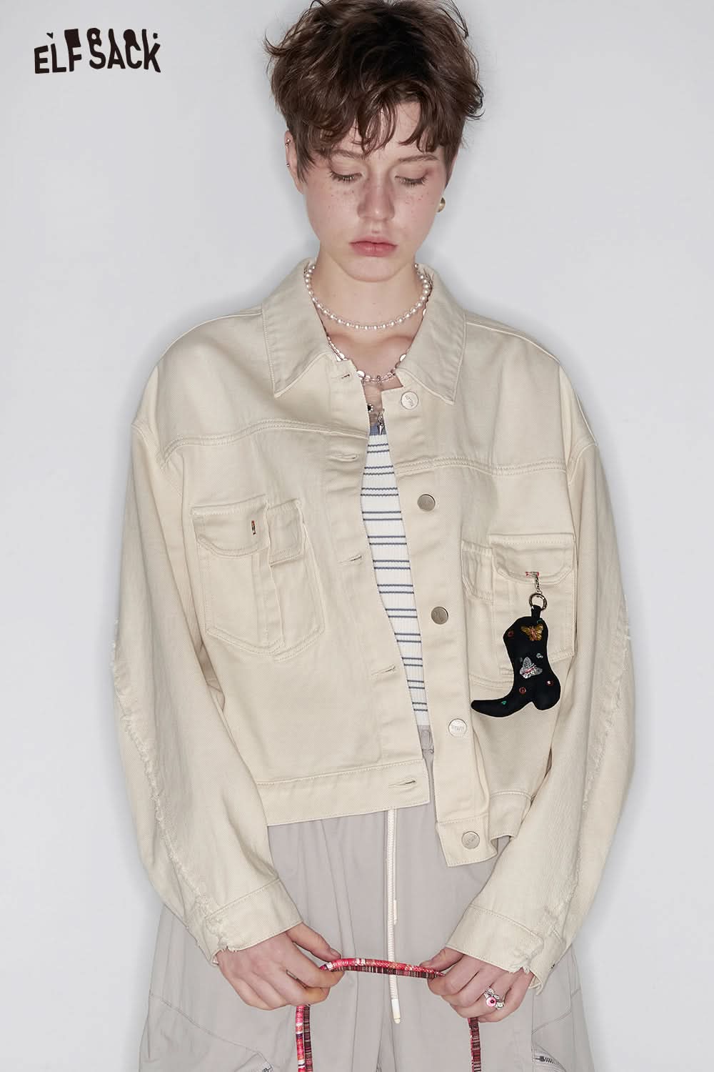 ELFSACK Off-white short denim jacket women's casual versatile cotton single-breasted top