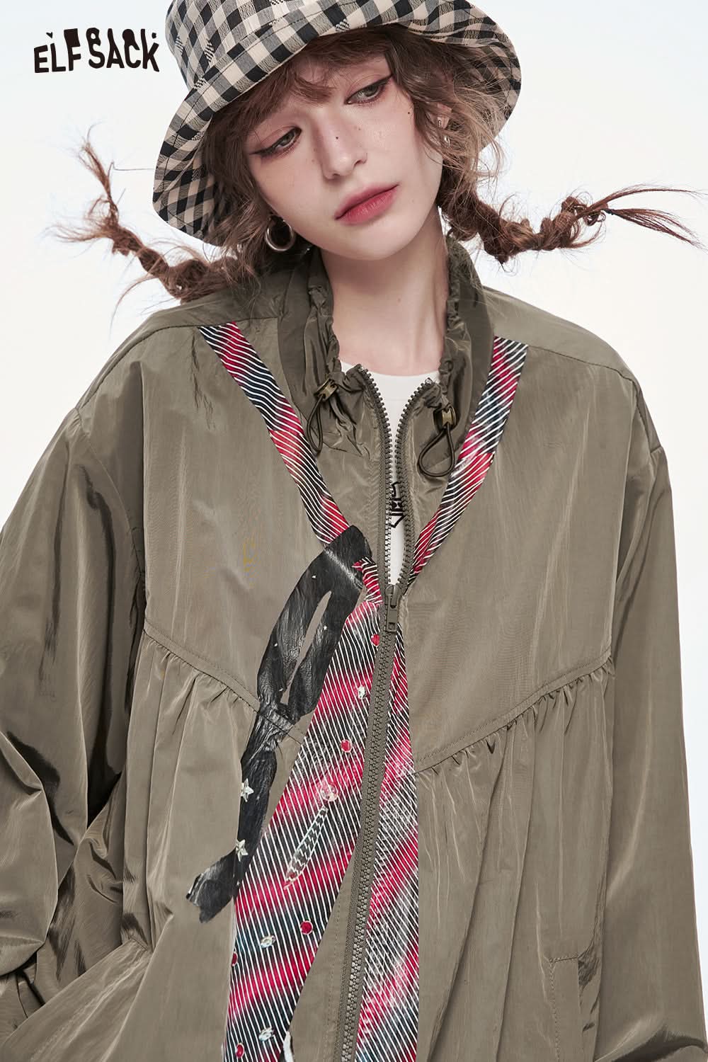 ELFSACK Original Print Retro Loose Jacket Women Casual Stand Collar Pleated Zipper Top