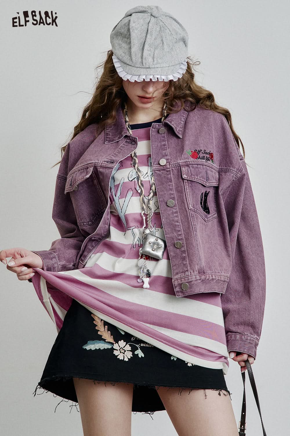 ELFSACK Y2K Striped Letters Printed Long Sleeve T-Shirt Women Goth Loose Casual Top