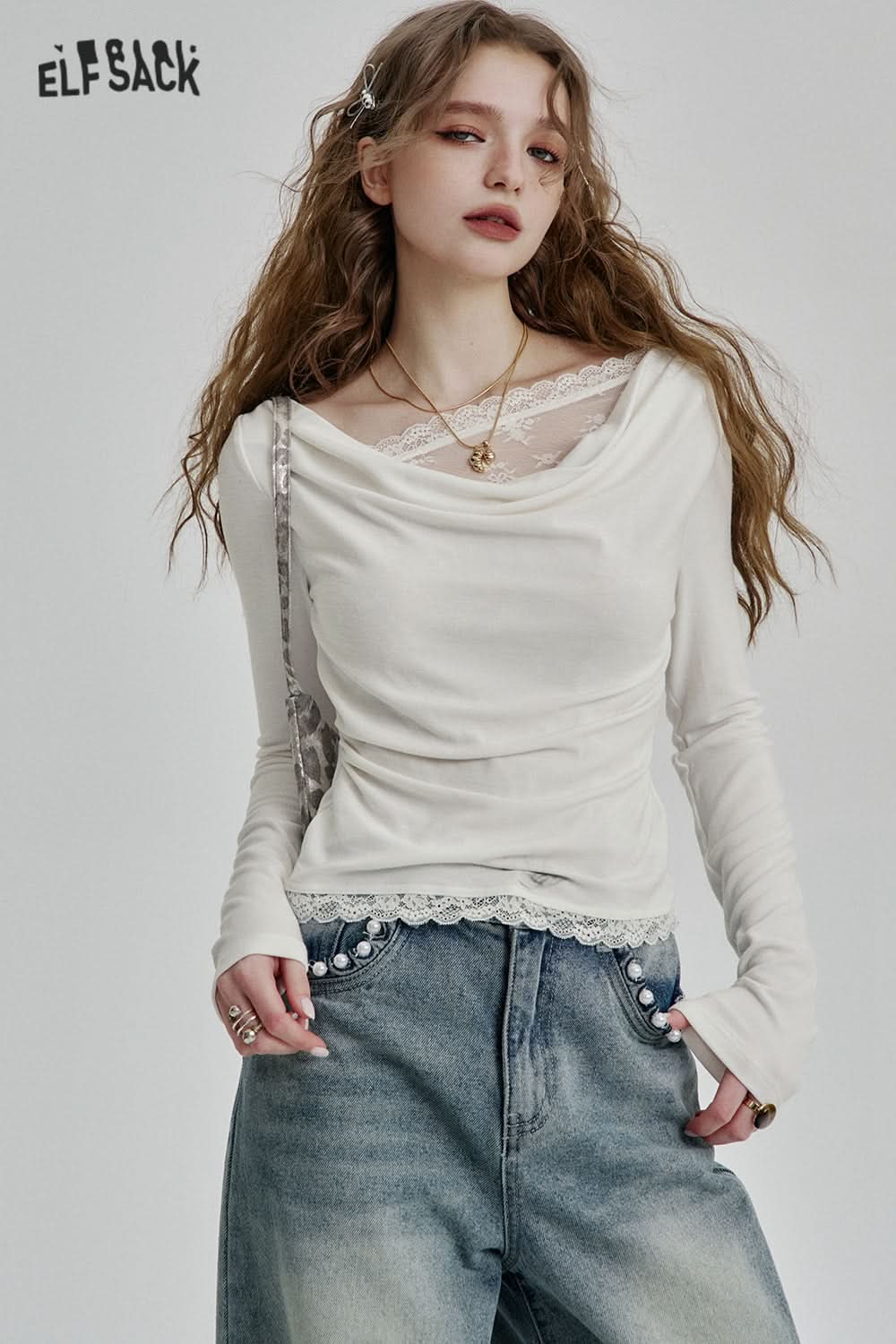 ELFSACK White Lace Pleated Round Neck Long Sleeve T-Shirt Women