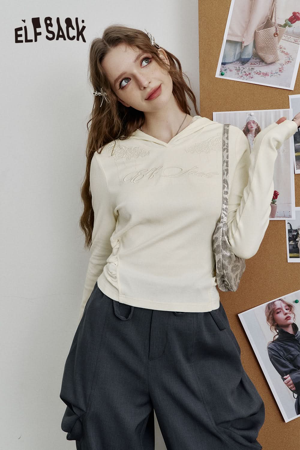 ELFSACK White Embroidered Long Sleeve T-shirt Women Short Lace Hooded Y2K Top