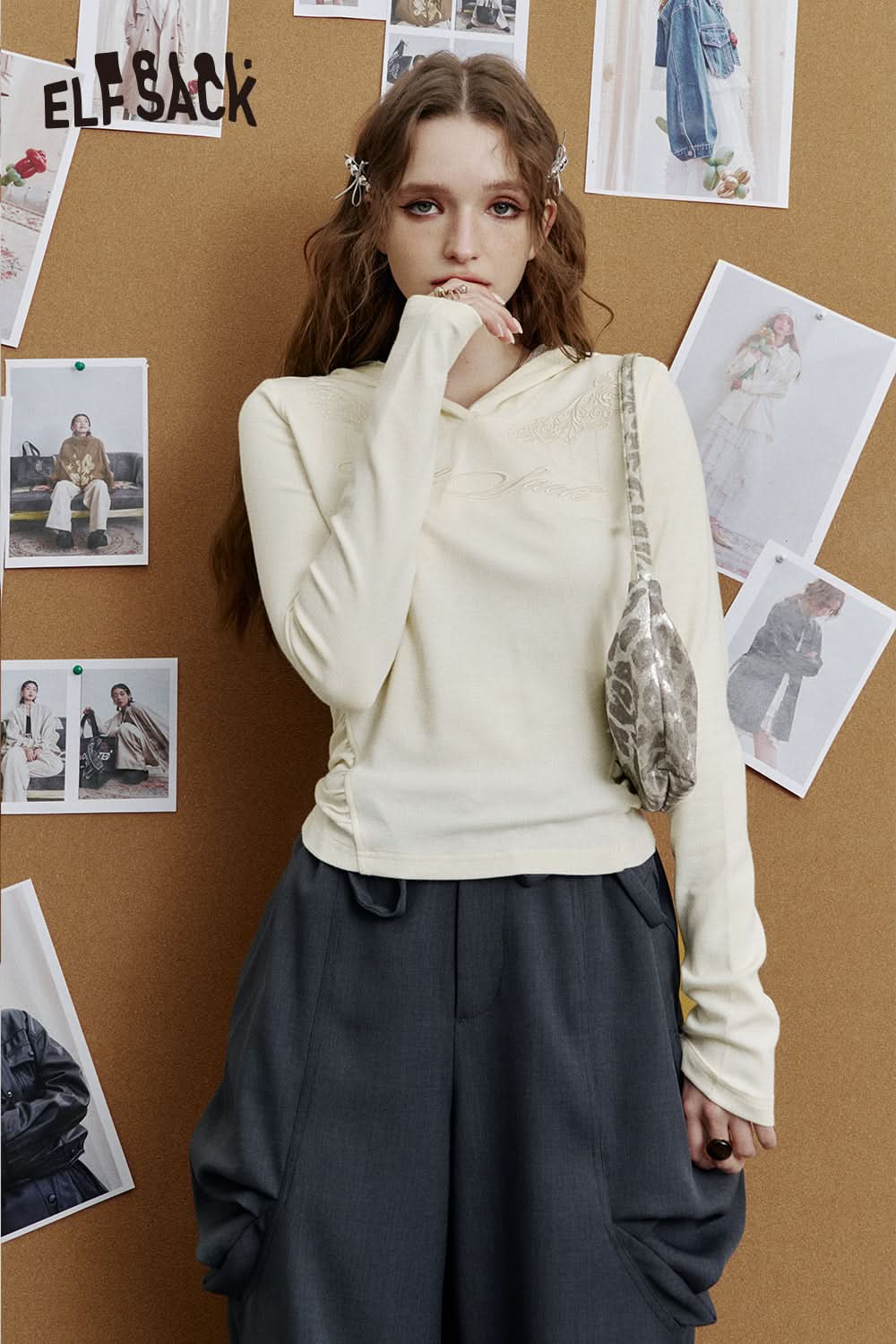 ELFSACK White Embroidered Long Sleeve T-shirt Women Short Lace Hooded Y2K Top