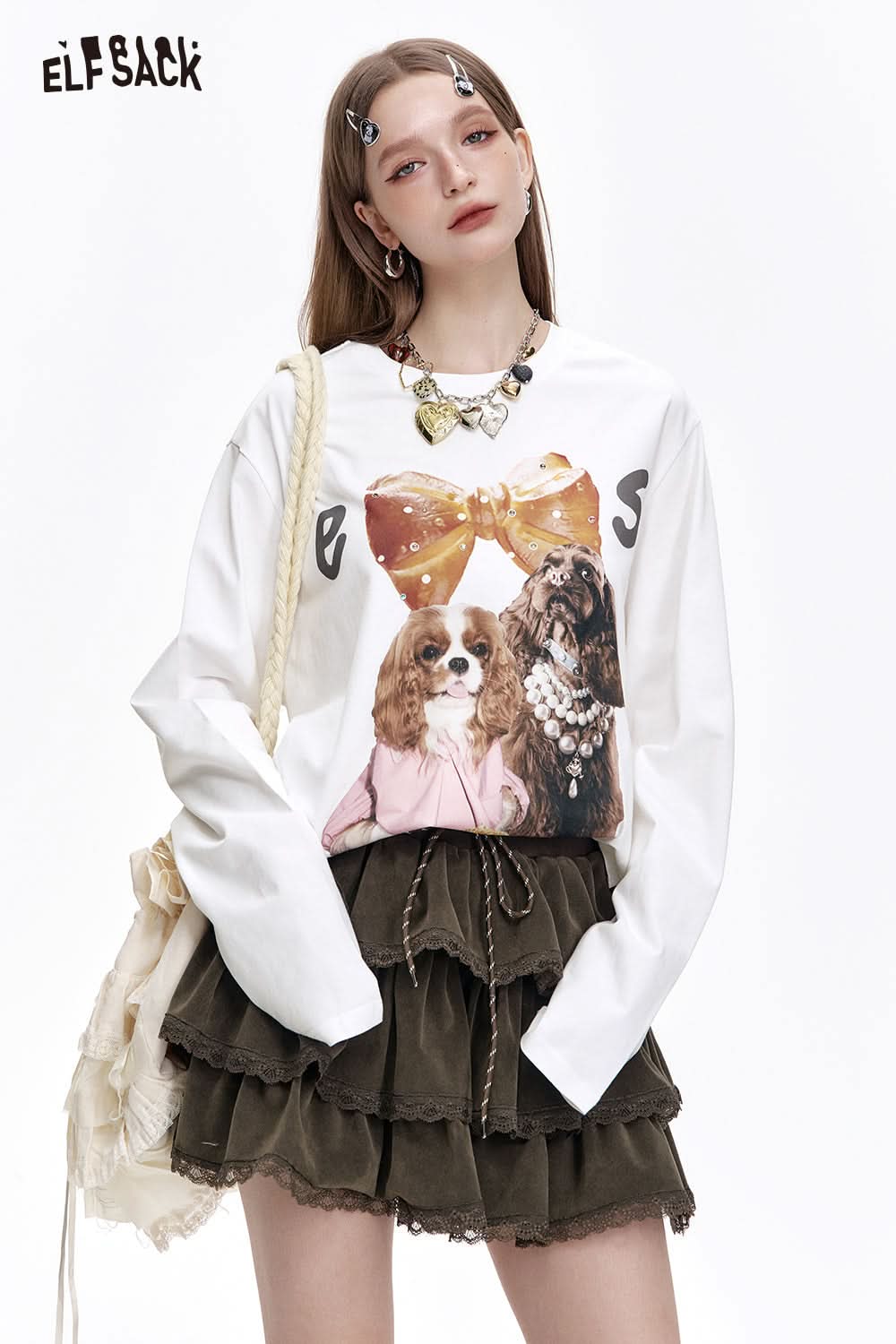 ELFSACK Cute Casual White Puppy Print Long Sleeve T-Shirt Women
