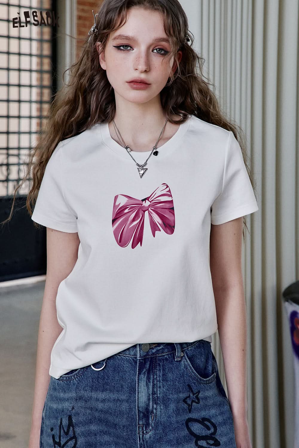 ELFSACK White Bow Print Short Sleeve T-Shirt Women Y2K Versatile Short Top