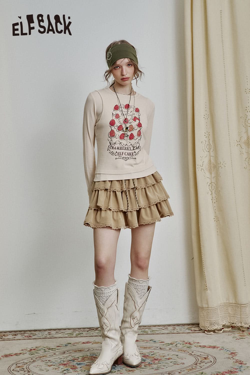 ELFSACK Fake two-piece strawberry print long-sleeved T-shirt sweet versatile slim-fitting top