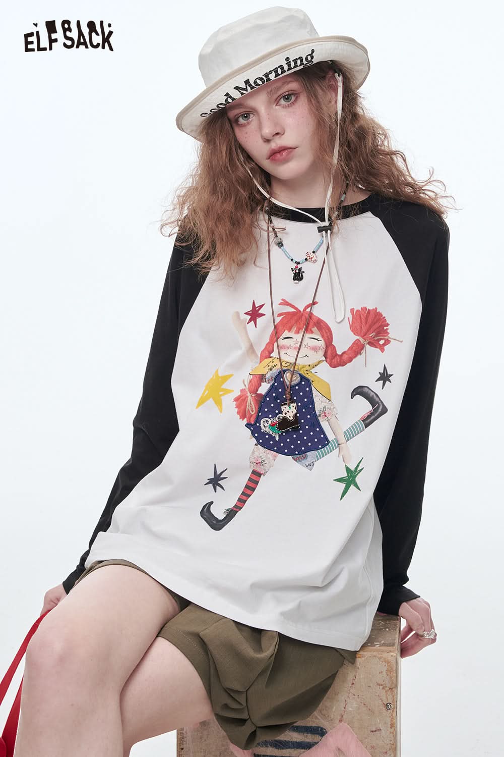 ELFSACK Cute Girl Printed Long Sleeve T-Shirts Female Dopamine Loose Tops
