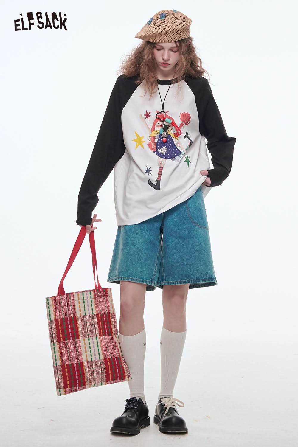 ELFSACK Cute Girl Printed Long Sleeve T-Shirts Female Dopamine Loose Tops