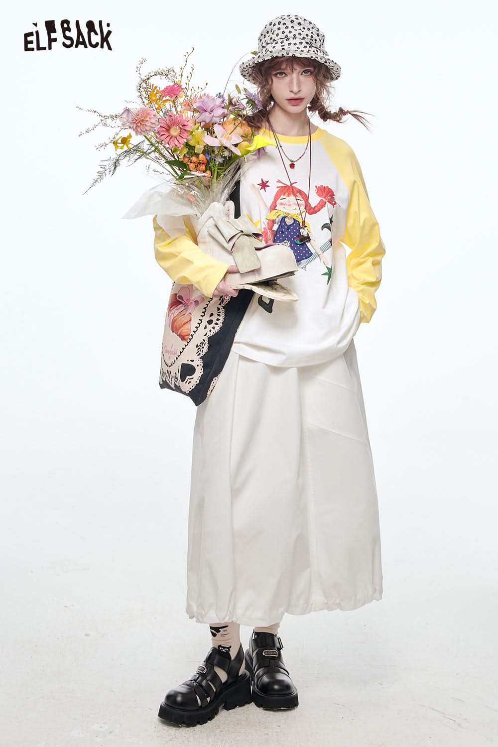 ELFSACK Cute Girl Printed Long Sleeve T-Shirts Female Dopamine Loose Tops