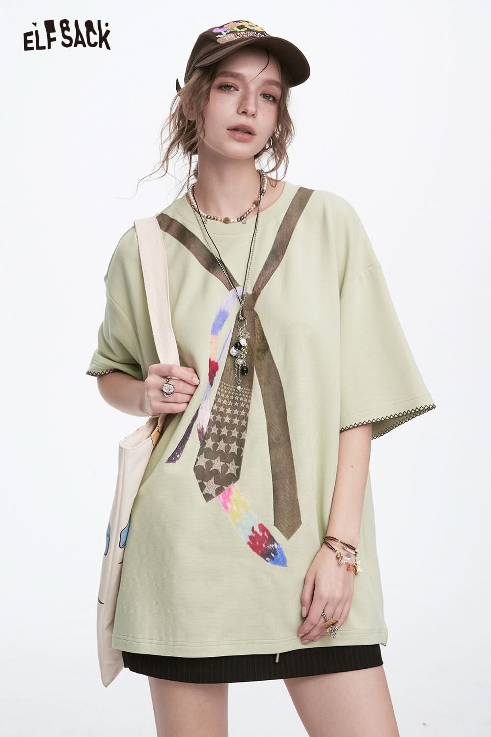 ELFSACK Versatile Tie Print Short Sleeve T-Shirt Women Casual Trendy Loose Tops