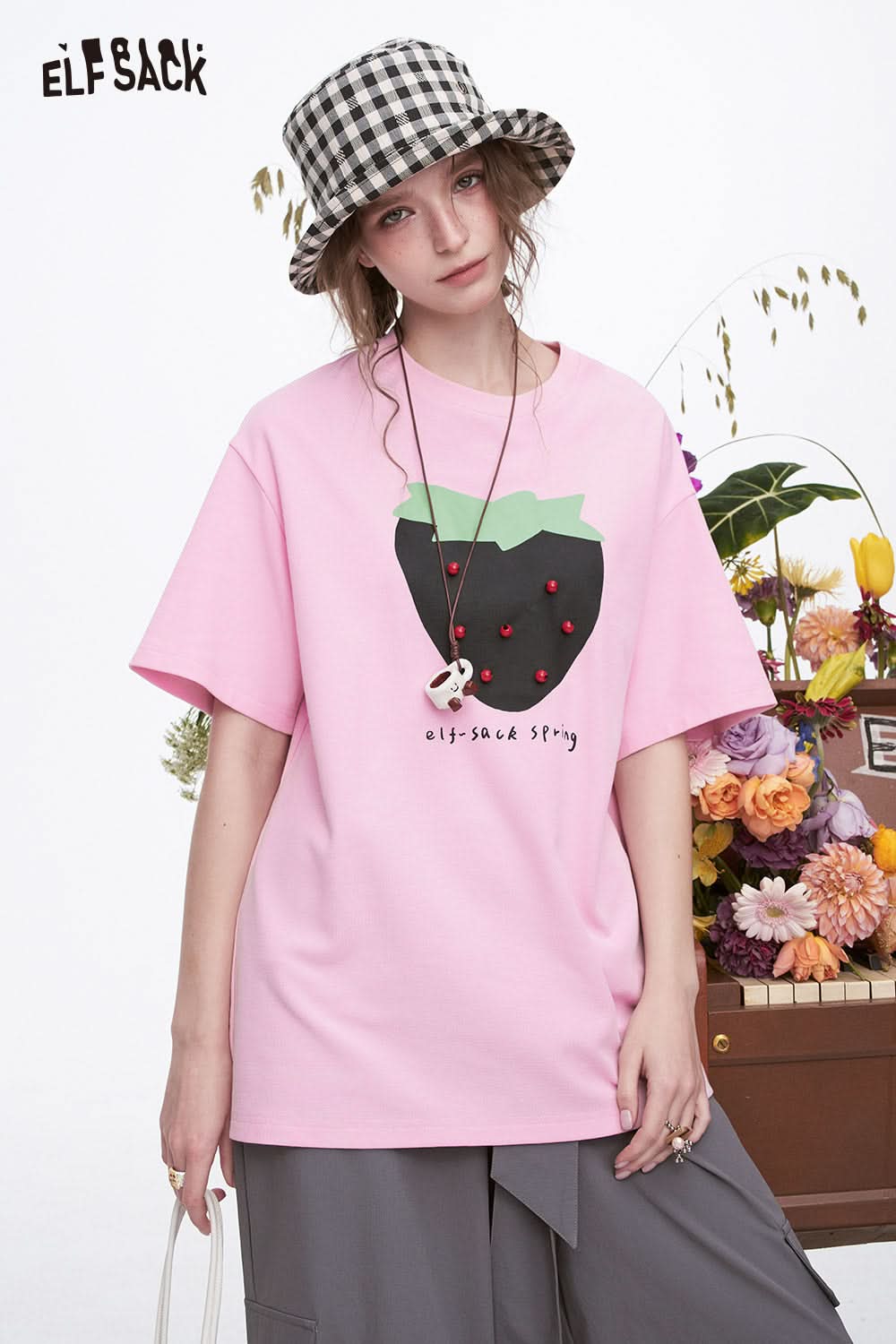 ELFSACK Y2K Sweet Strawberry Print Short Sleeve T-shirt Women Dopamine Loose Casual Top