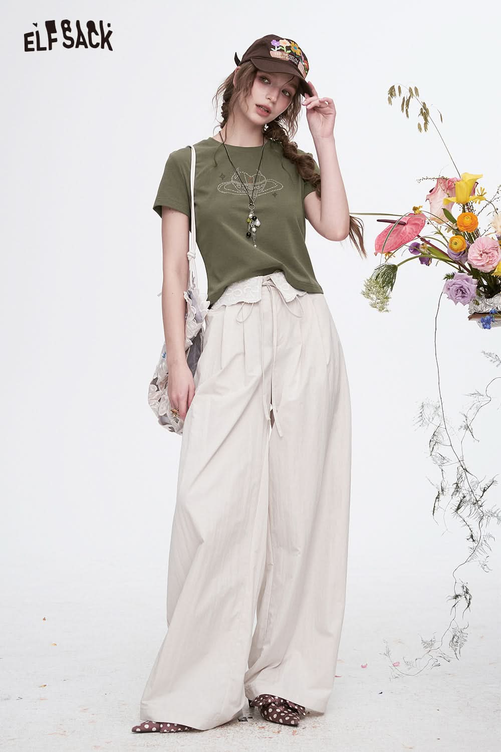 ELFSACK Retro Heart Printed Short Sleeve T-Shirt Women Y2K Cropped Top