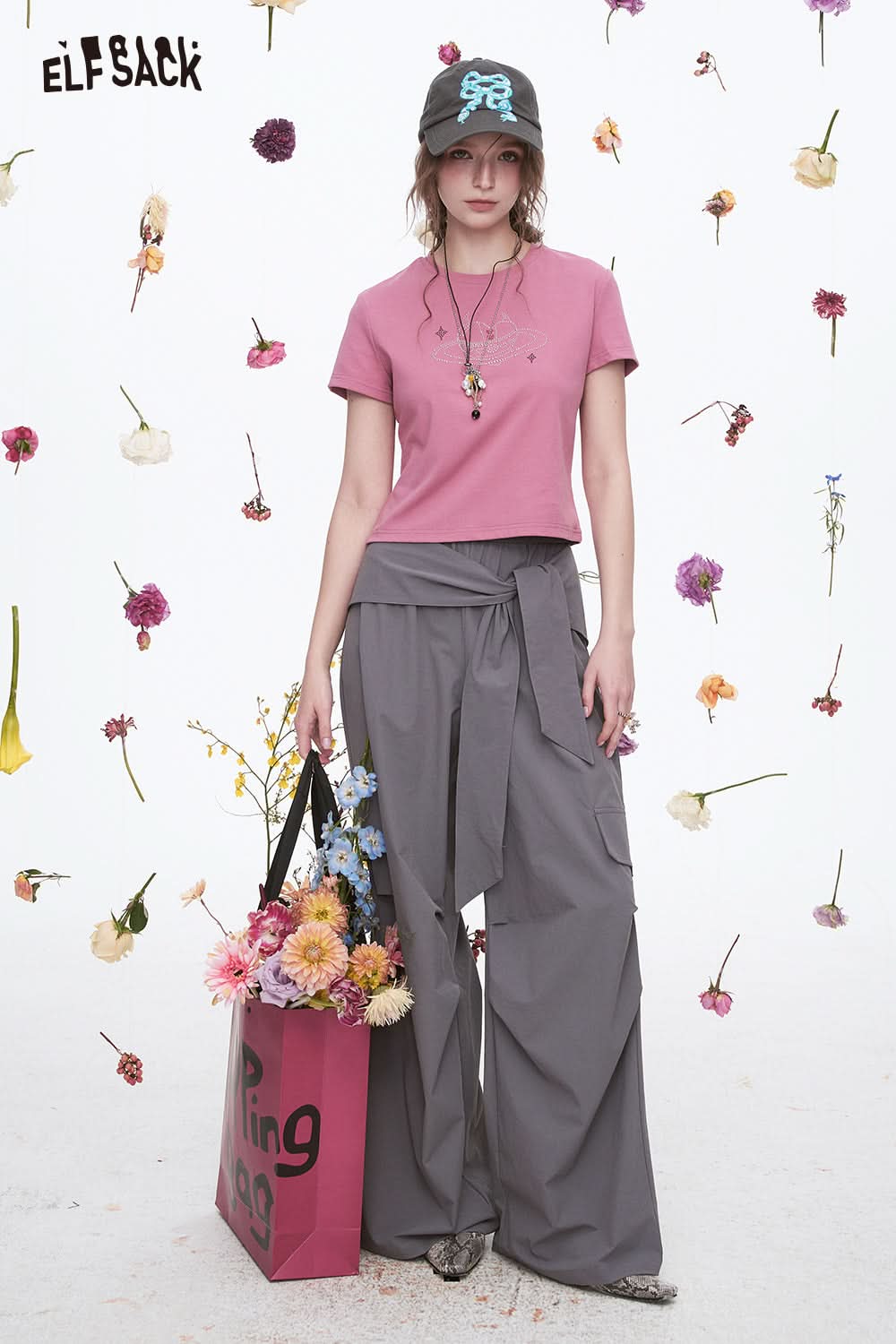 ELFSACK Retro Heart Printed Short Sleeve T-Shirt Women Y2K Cropped Top