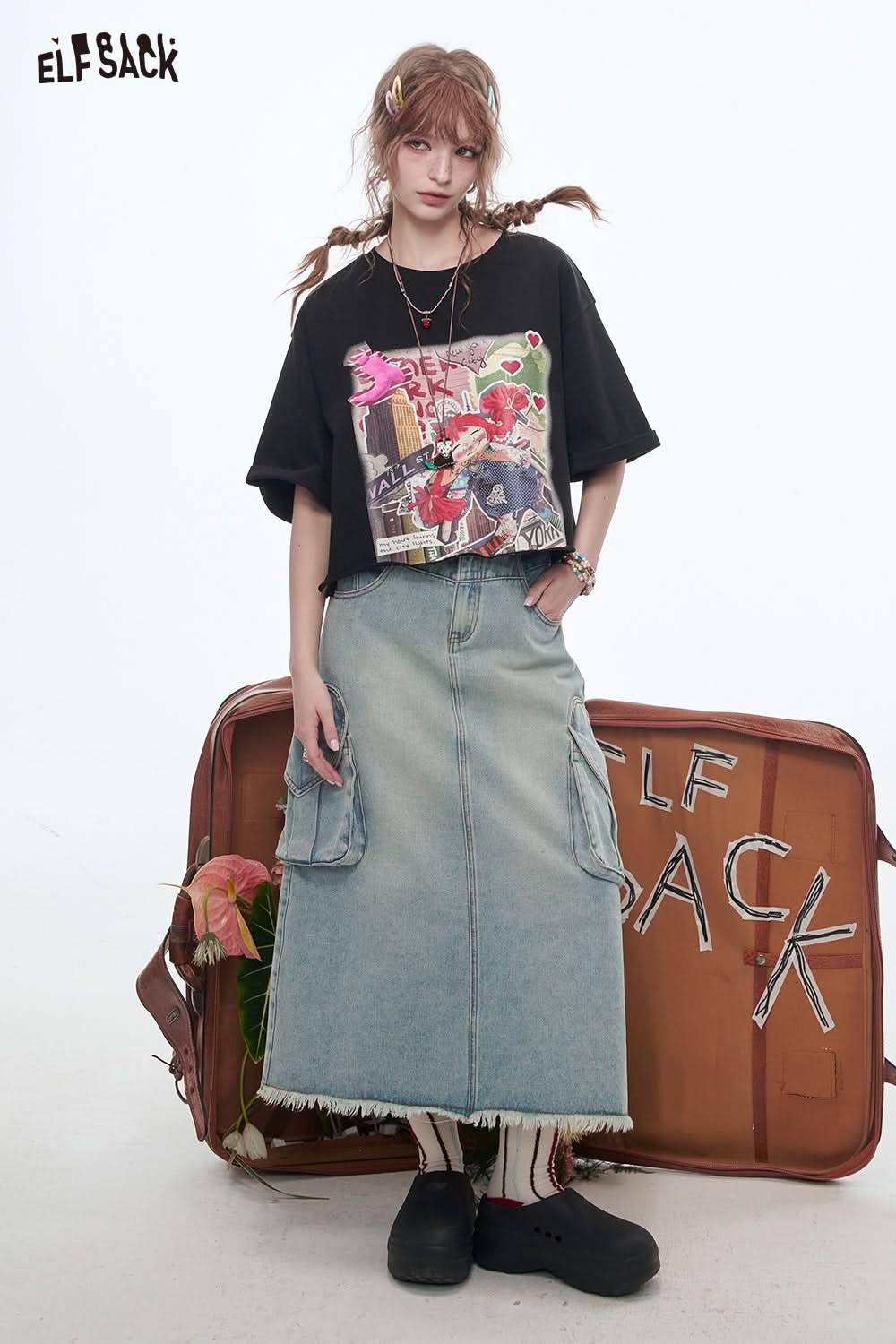 ELFSACK Sweet cool black print short-sleeved cotton T-shirt loose casual cartoon tops