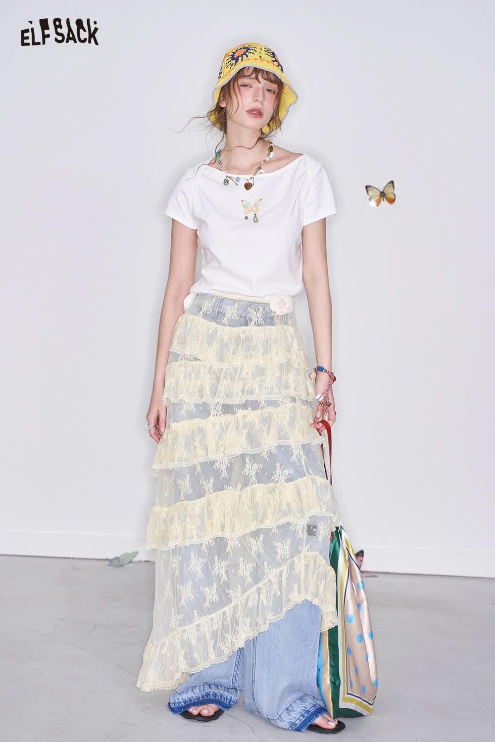 ELFSACK Y2K Butterfly Short Sleeve O-neck Slim T-shirt Women Embroidery Sequin Crop Top