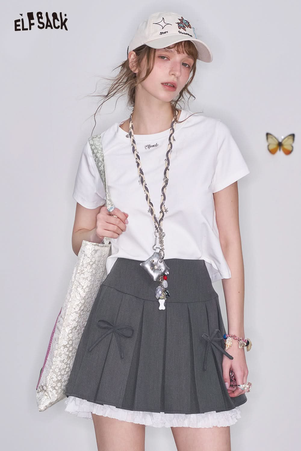 ELFSACK Butterfly Hollow Solid Color Letter Short Sleeve T-shirt Women Casual Cropped Top