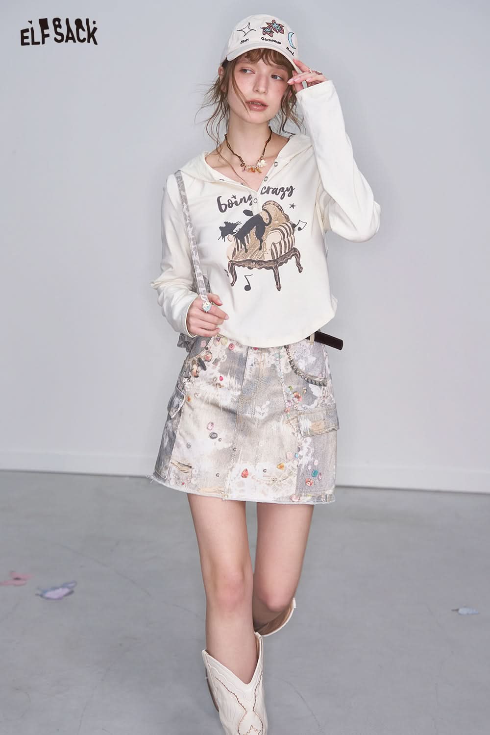 ELFSACK Cartoon Printed Hooded Long Sleeve T-Shirt Casual Sweet Cool Top