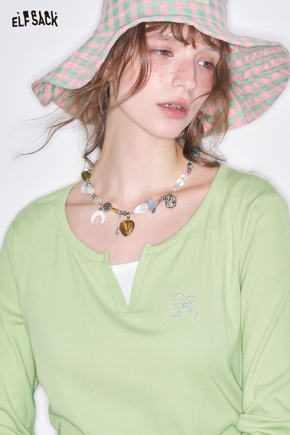 ELFSACK Sweet Bow Embroidery Tops Fake Two-Piece Long Sleeve O-neck T-Shirt Women