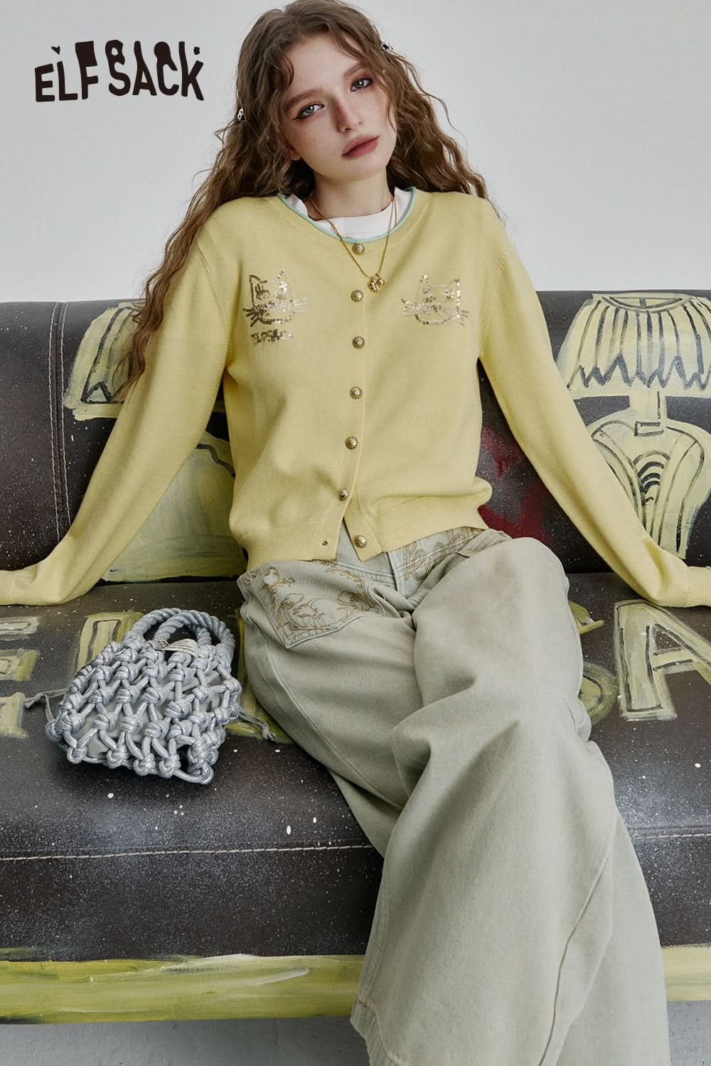 ELFSACK Y2K Cat Sequined Round Neck Knitted Cardigan Women Single Breasted Short Slim Fit Top