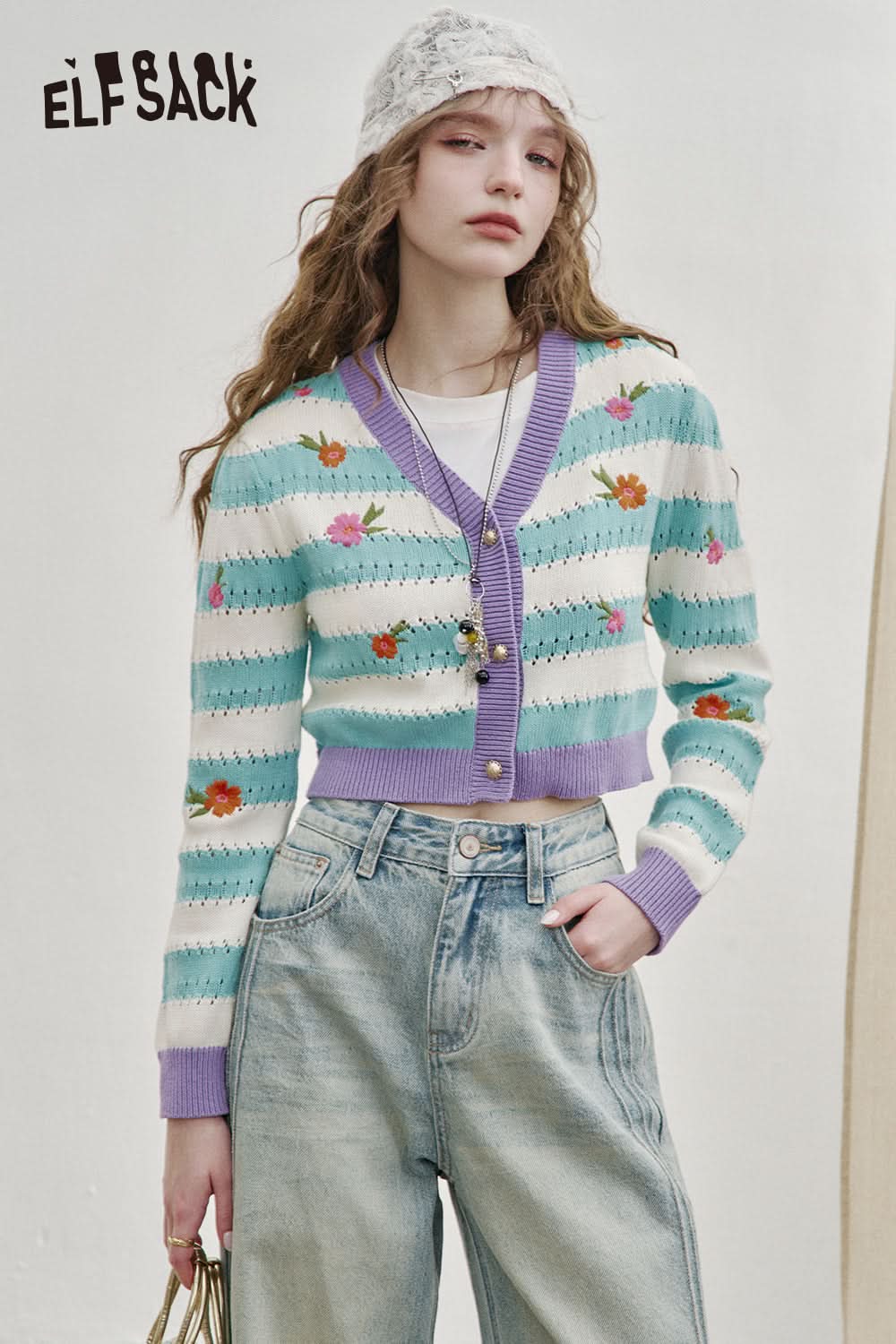 ELFSACK Striped Contrast Color Embroidery V-neck Short Knitted Cardigan Women Y2K Hollow Flower Cotton Top