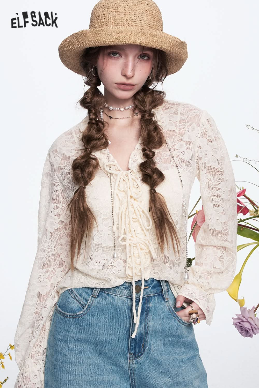 ELFSACK Off-white Sweet Elegant Long-sleeved Lace Shirt Women Lace-up V-neck Blouse