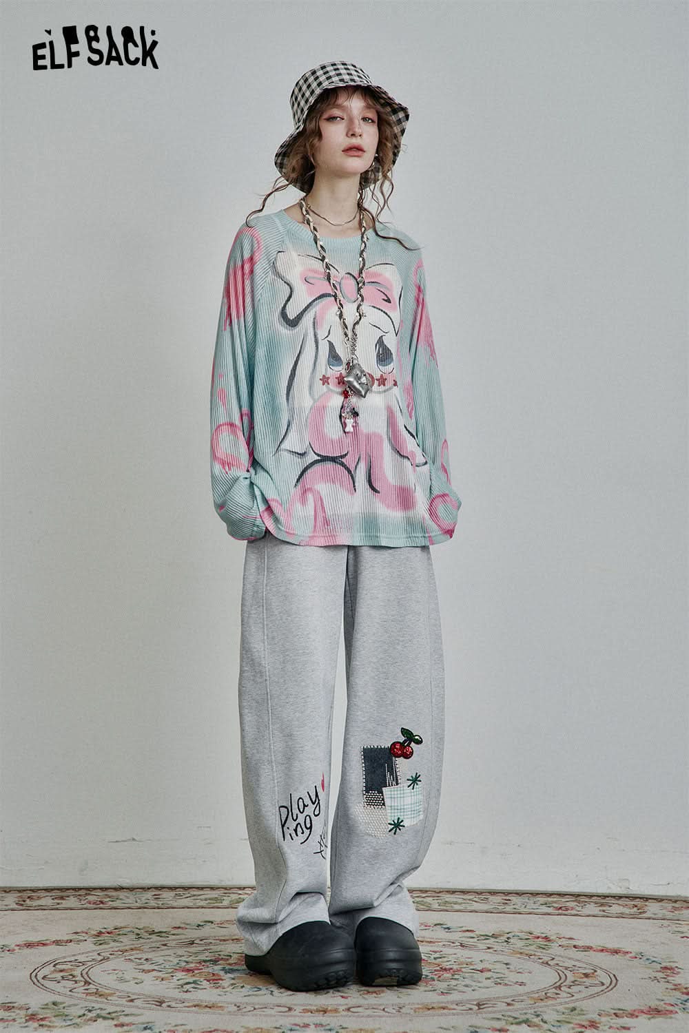 ELFSACK Casual Grey Kitten Embroidery Wide Leg Pants