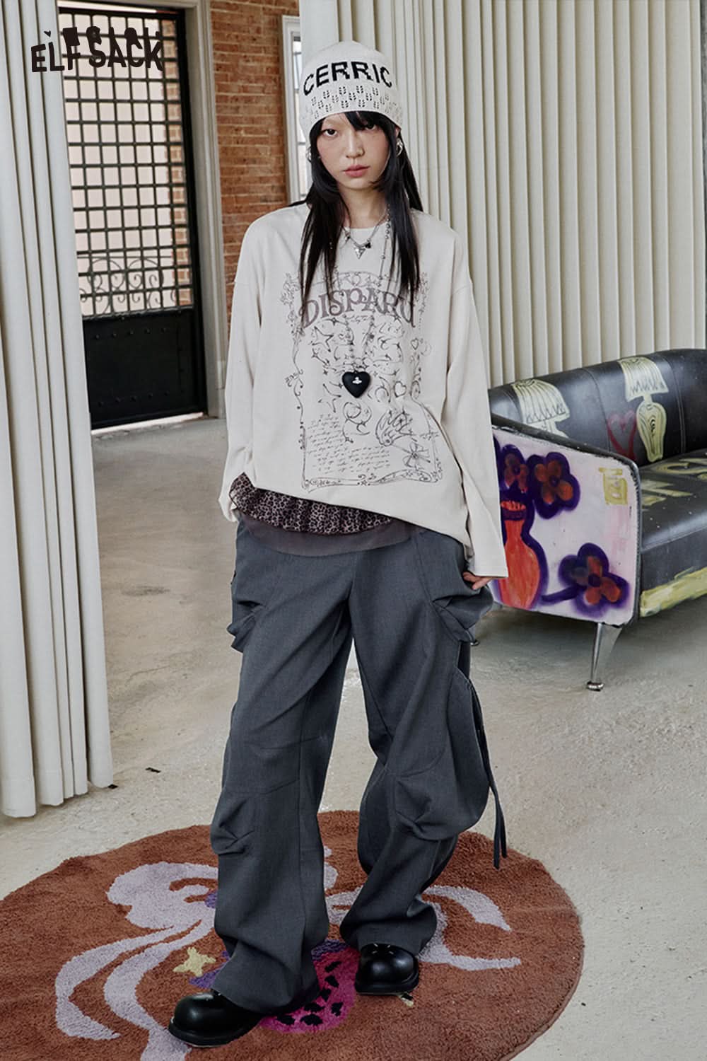 ELFSACK Casual Grey Pleated Pocket Suit Pants Women Loose Cargo Pants