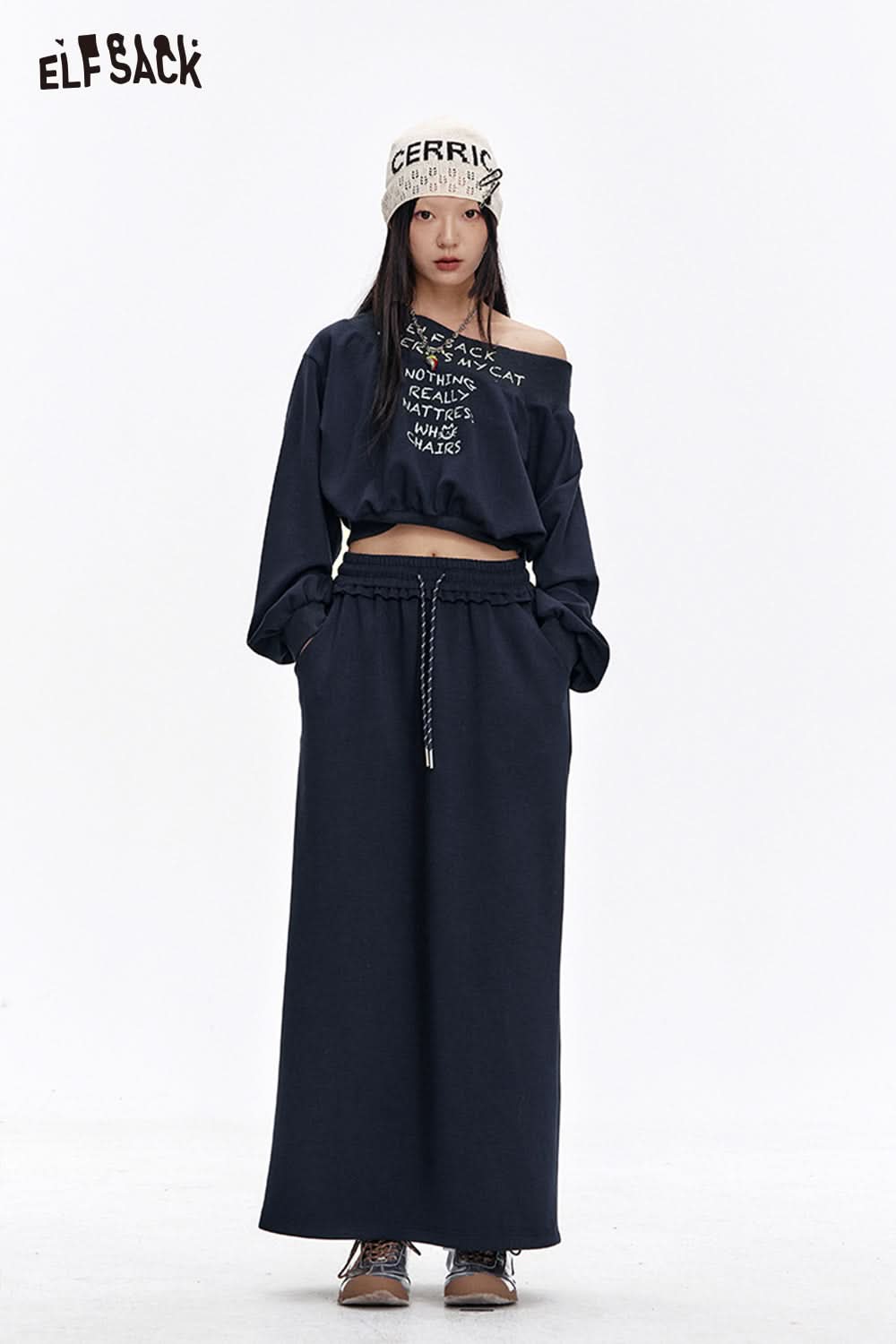 ELFSACK Casual Slash Neck Printed Sweatshirt Suit Women Long Skirt Two-piece Set Female