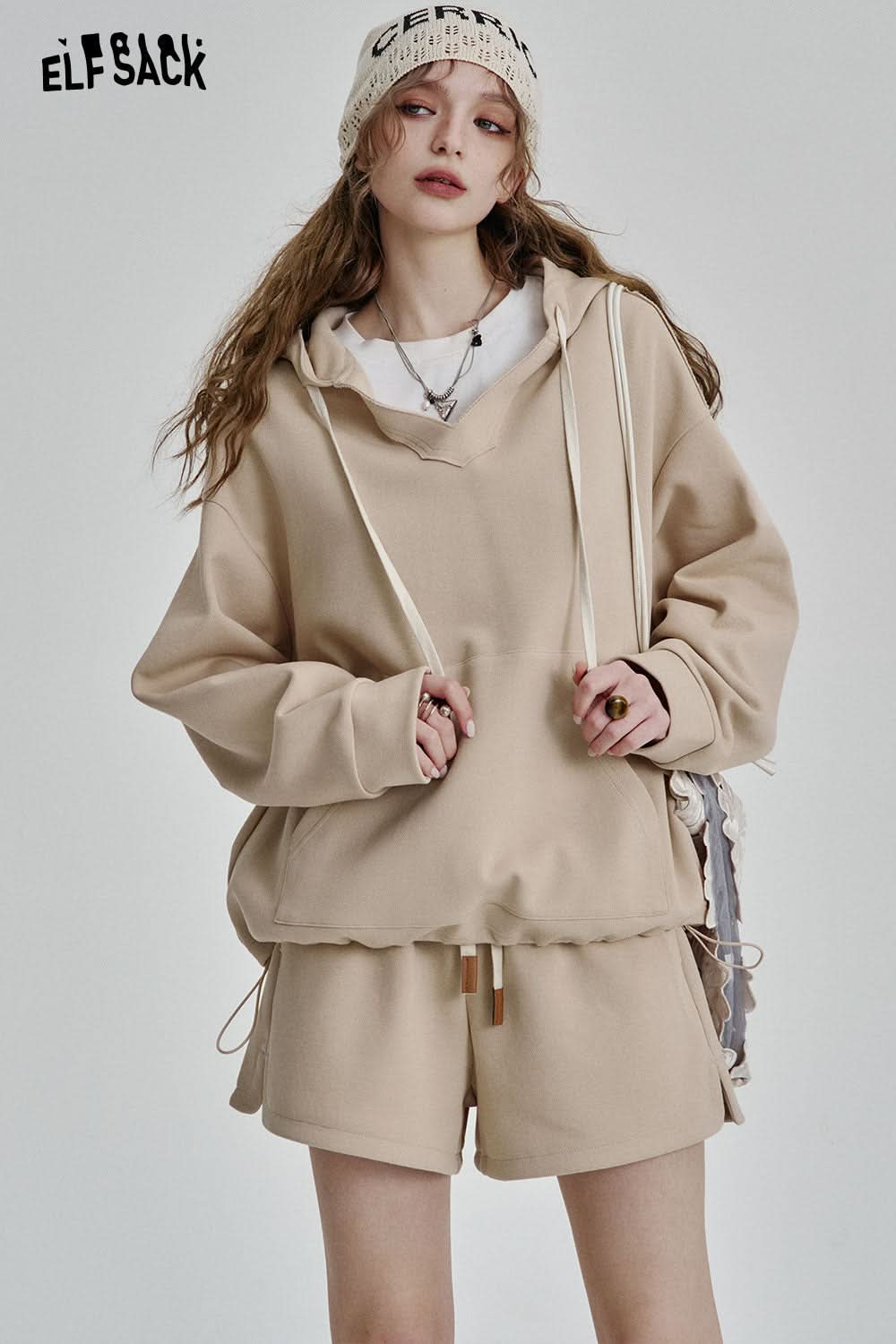 ELFSACK Retro Casual Long Sleeve Hoodies Shorts Two-piece Women's Loose Sports Suit