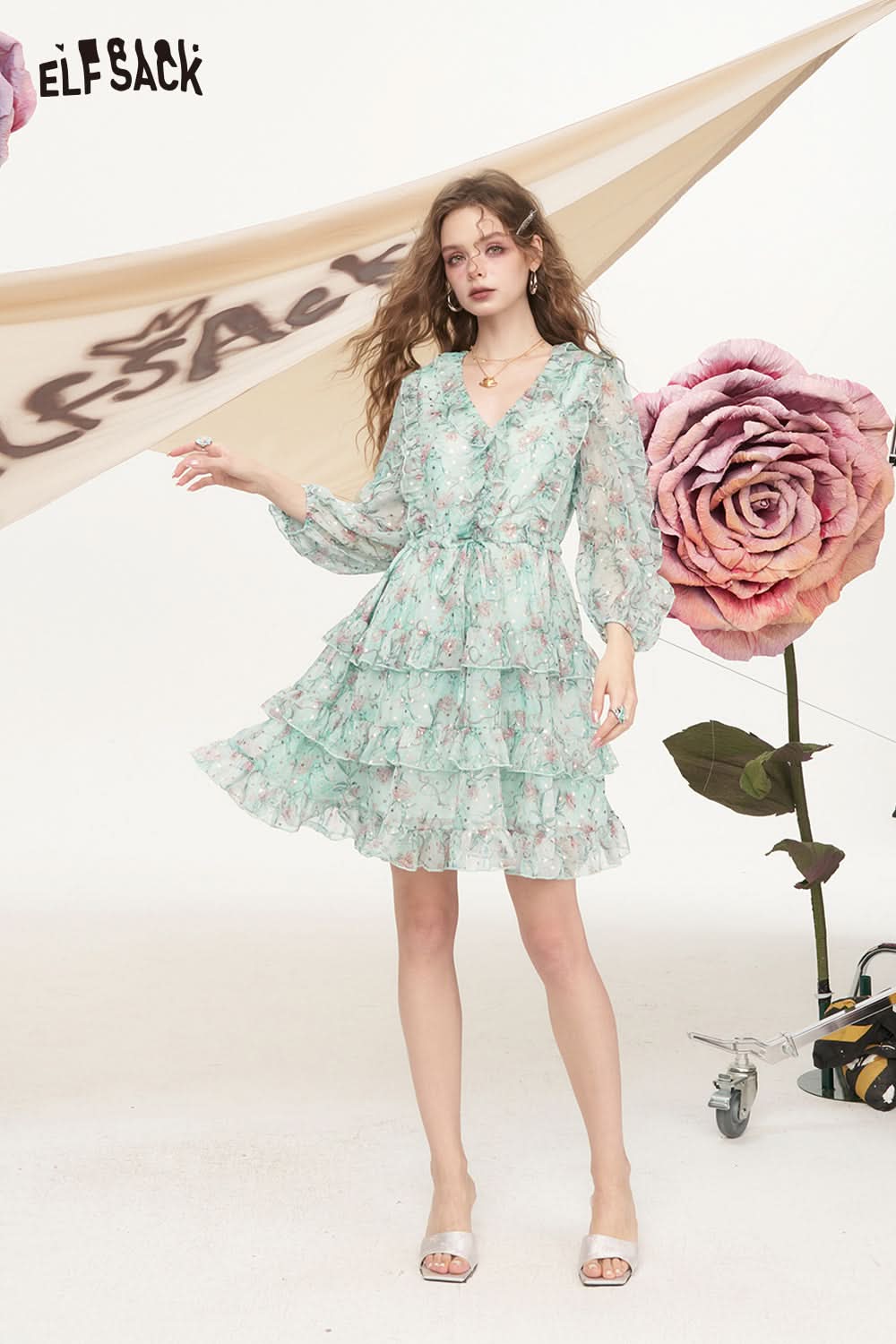 ELFSACK V-Neck Ruffled Floral Chic Dress