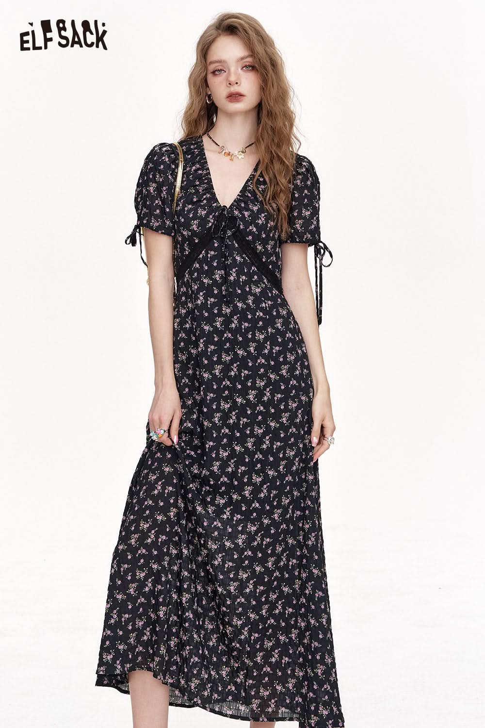 ELFSACK V-Neck Black Floral Waist Cinching Chic Dress