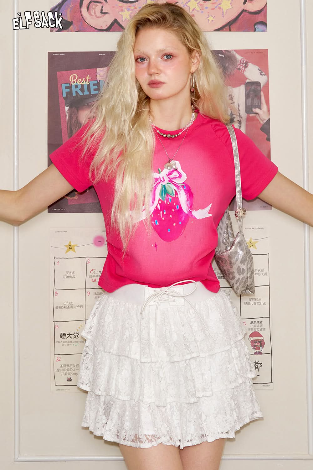 ELFSACK Strawberry Print Short Sleeved Chic T-Shirt