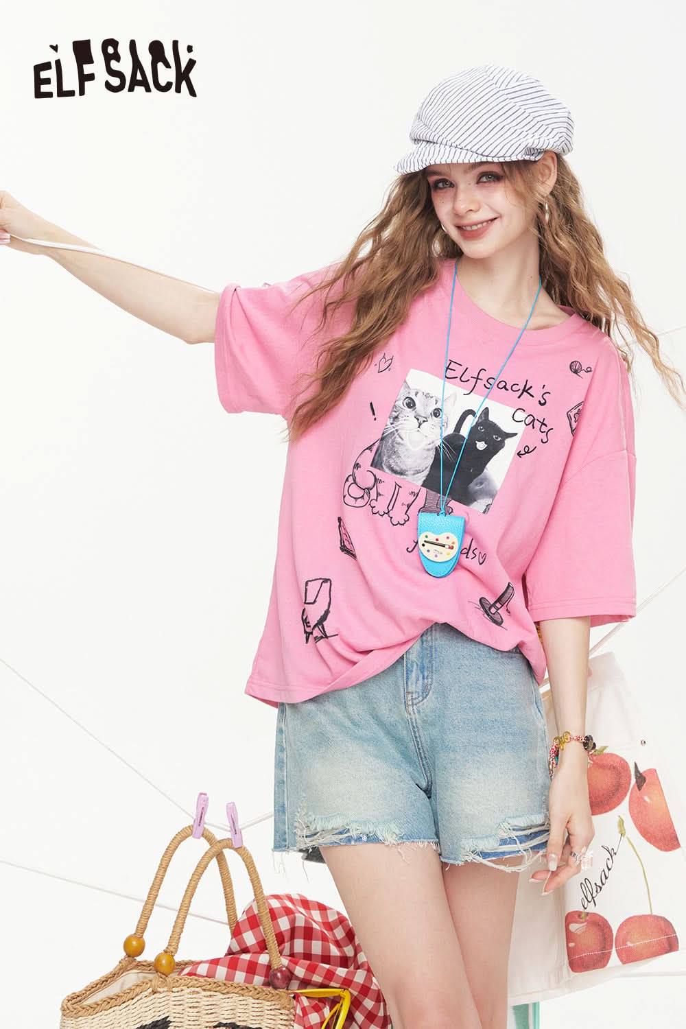 ELFSACK Pink Cat Graffiti Printed Short Sleeve Casual T-Shirt