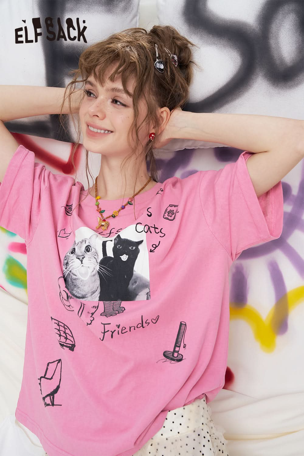 ELFSACK Pink Cat Graffiti Printed Short Sleeve Casual T-Shirt