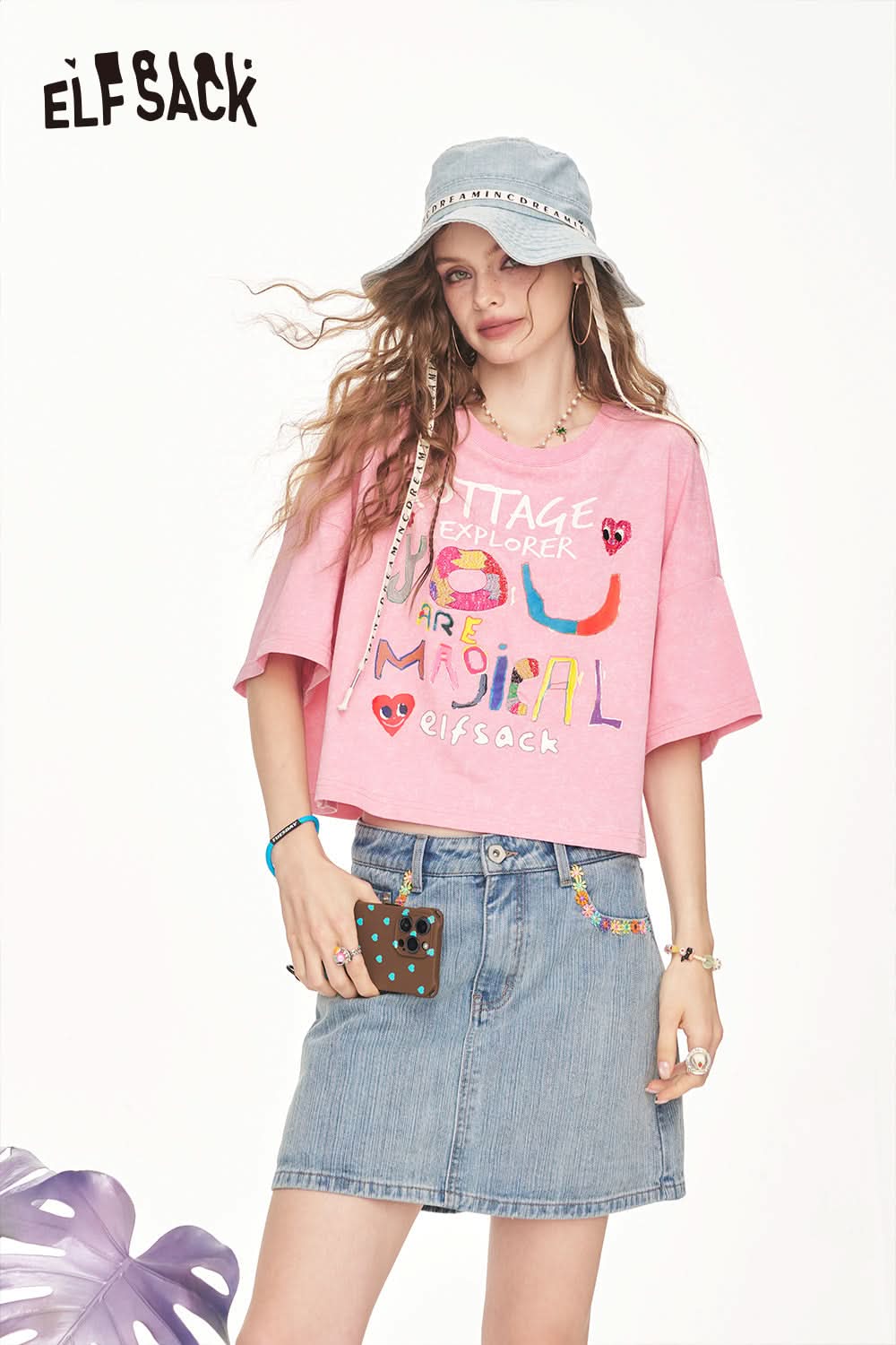 ELFSACK Pink Graffiti Printed Casual Short Sleeve T-Shirt