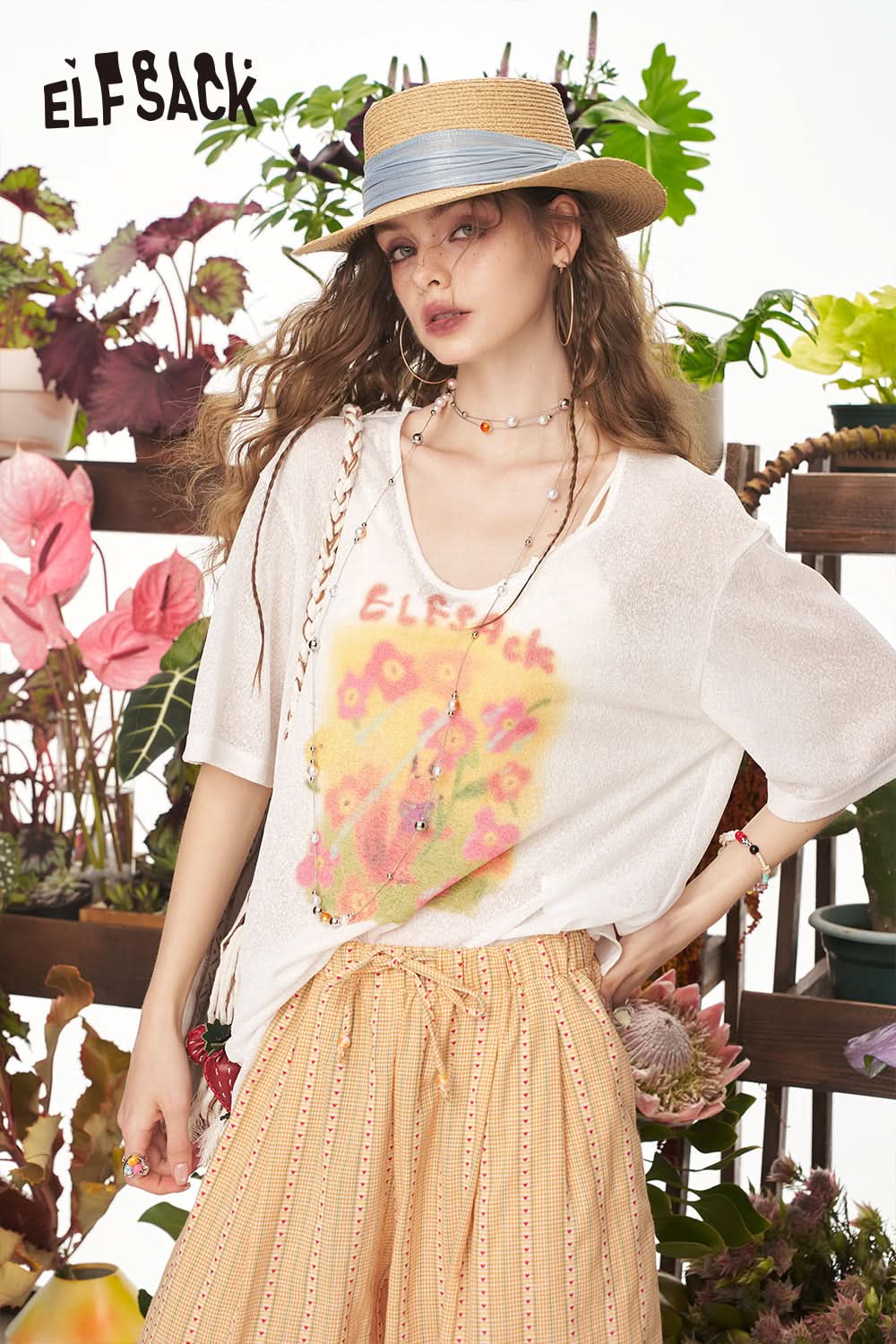 ELFSACK White Printed Casual Short Sleeve T-Shirt