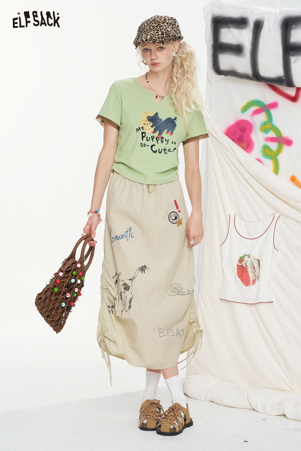 ELFSACK Cat Print Chic Slim Fit T-Shirt