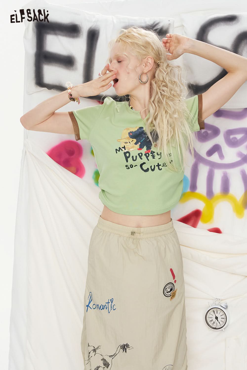 ELFSACK Cat Print Chic Slim Fit T-Shirt