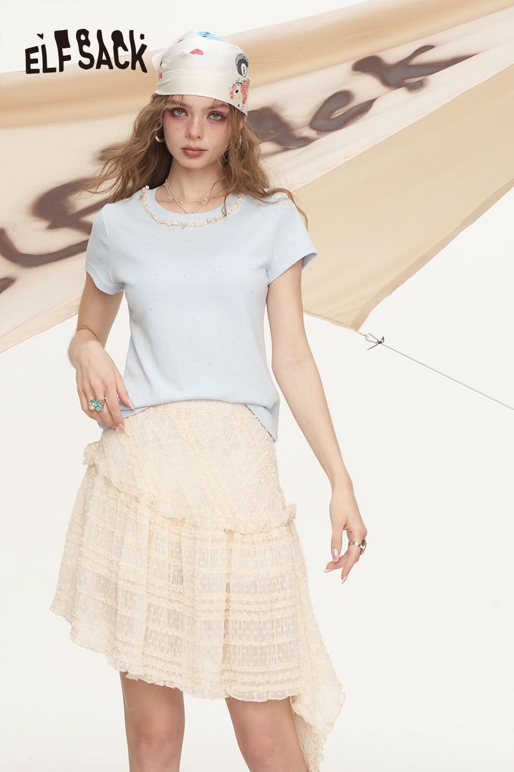 ELFSACK Shell Nail Bead Round Neck Short Sleeve T-Shirt