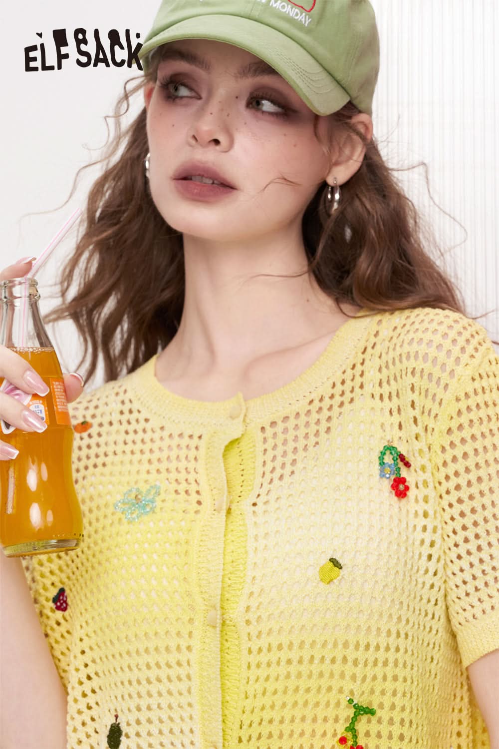 ELFSACK Fruit Embroidery Hollowed Out Casual Short Sleeved Knitted Sweater