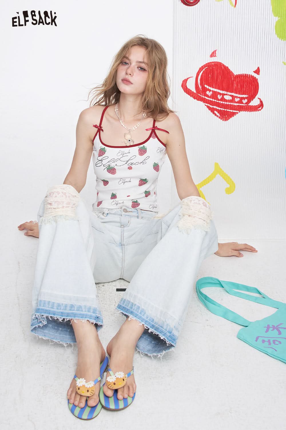 ELFSACK Lace With Holes, Light Colored Casual Straight Leg Wide Leg Jeans