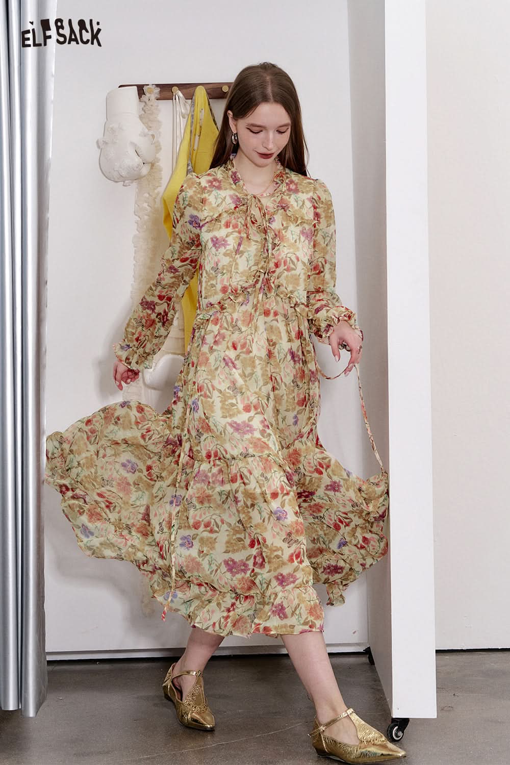 ELFSACK French V-neck ruffled pleated floral dress Vacation elegant long-sleeved dress