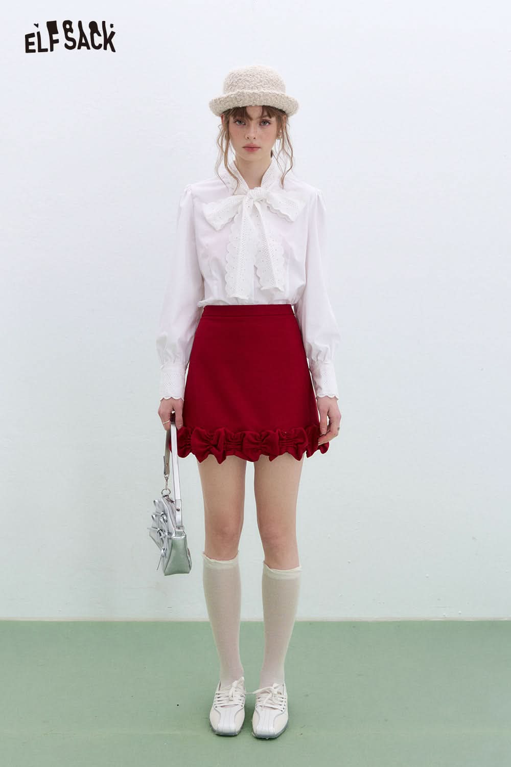 ELFSACK French lace bow tie white shirt Sweet long sleeve round neck top