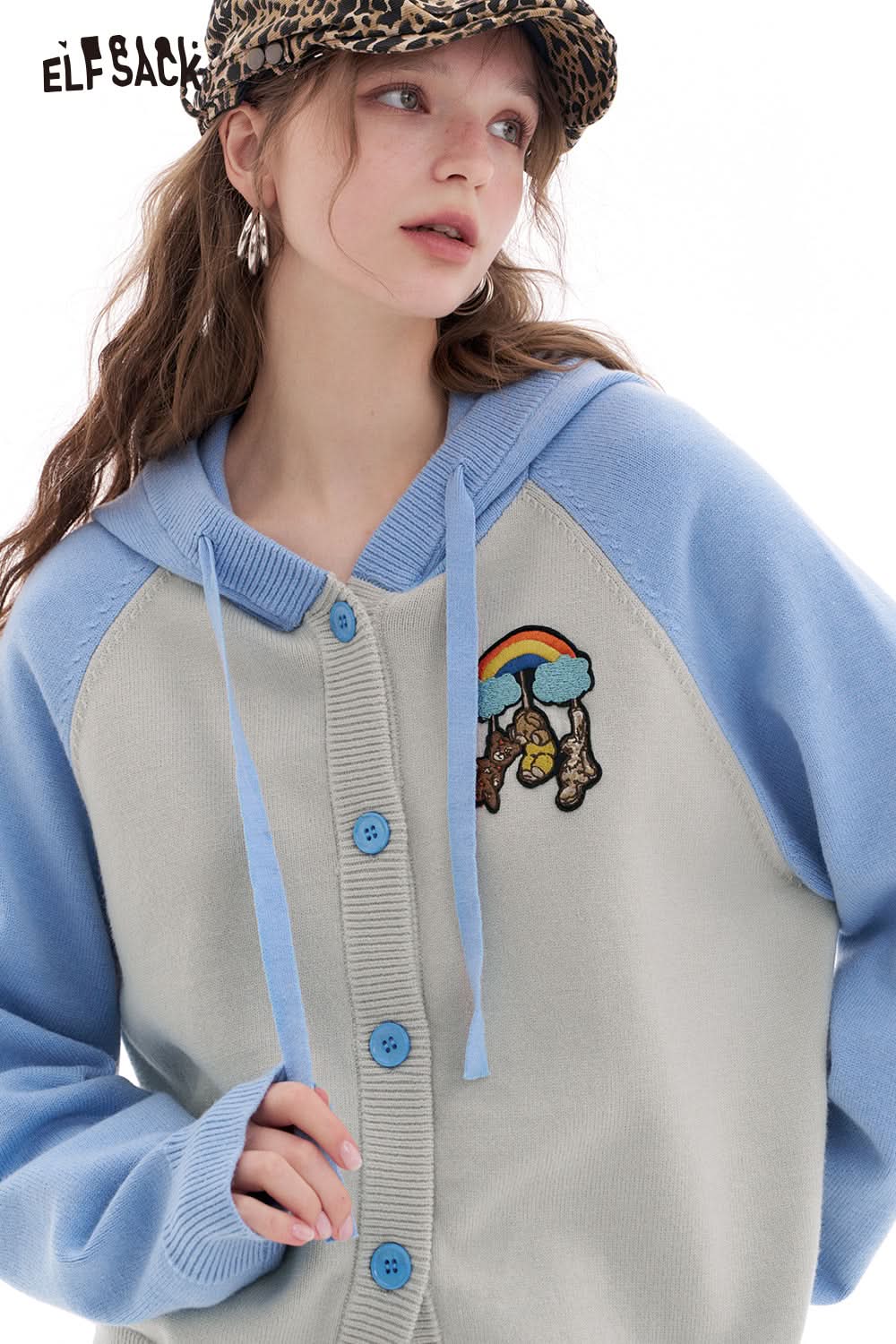 ELFSACK Bear patch contrast color hooded cardigan sweater women preppy style short coat