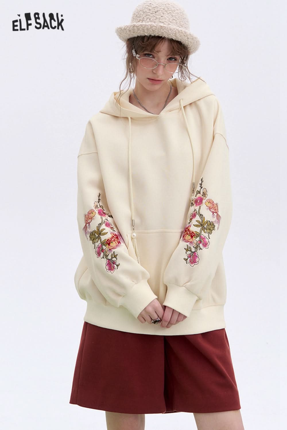 ELFSACK Lucky Koi Embroidered Hoodie Women's Loose Casual Neo-Chinese style Top