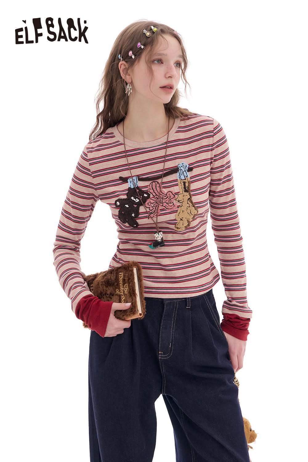 ELFSACK Sweet and cool Y2K bear patch contrast color stripes long sleeve T-shirt