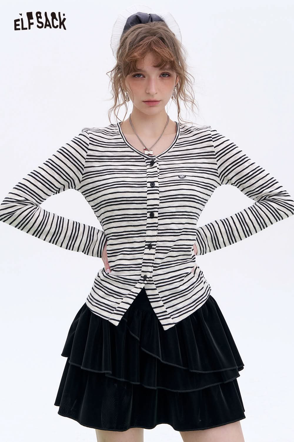 ELFSACK Black white striped slim fit long-sleeved T-shirt basic casual Korean top